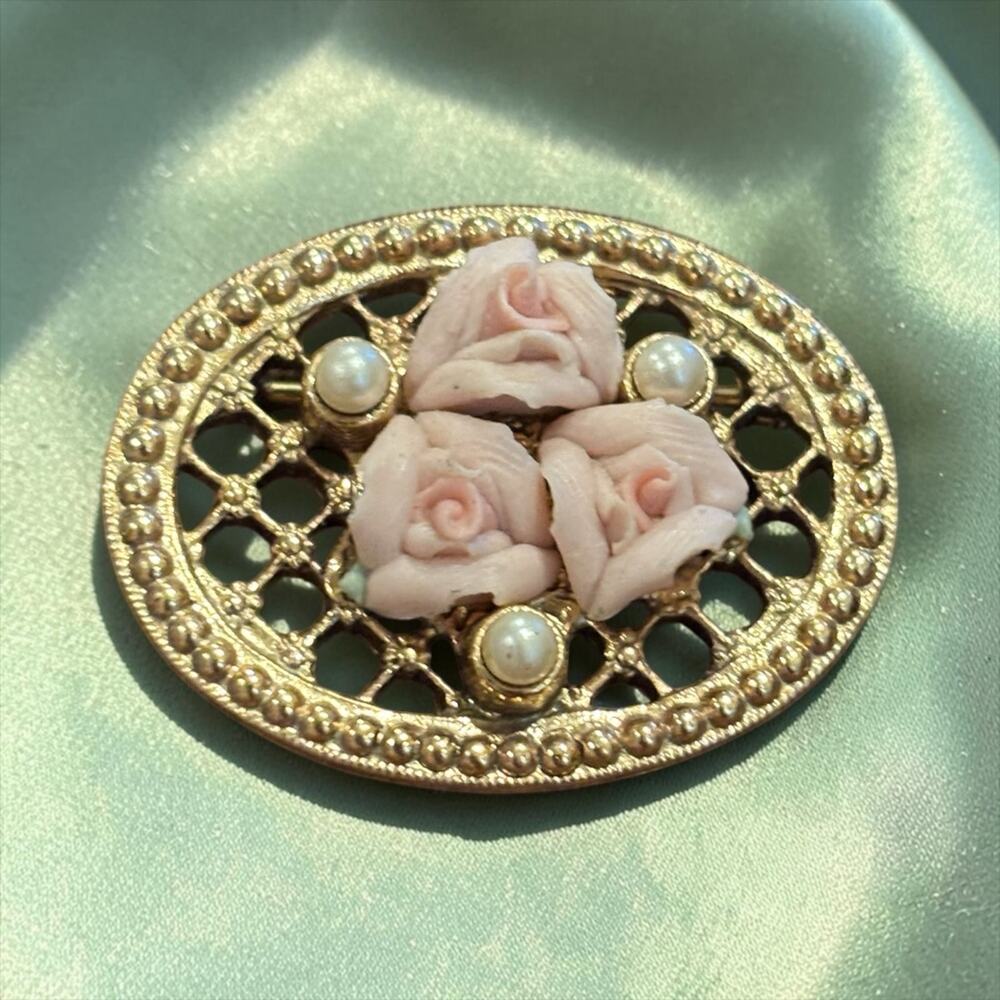 Vintage 1928 Jewelry Pink Porcelain Rose Brooch Faux Pearl Gold Tone Filigree